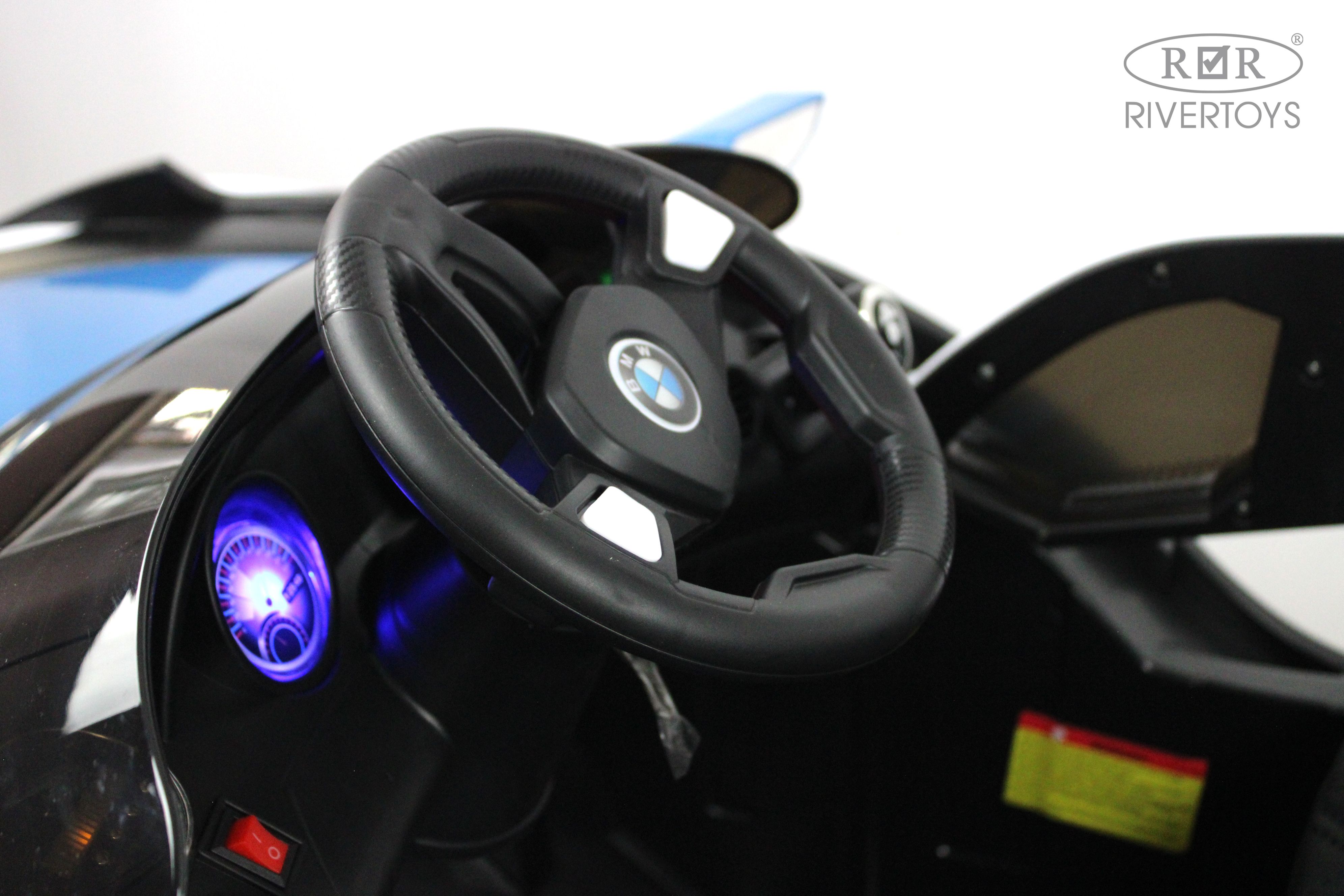 Купить Детский электромобиль RIVERTOYS K888AM